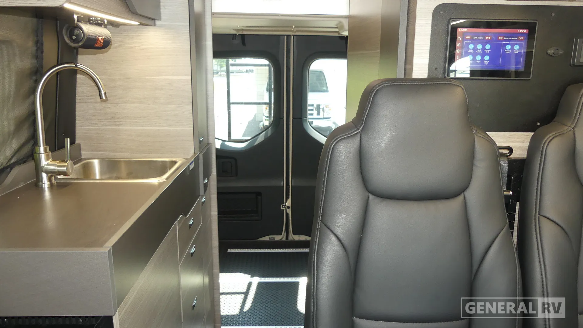 2025 Entegra Coach Launch 19YG - Photo 3
