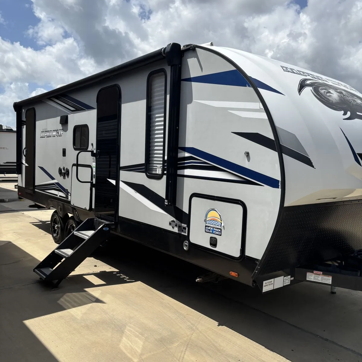 2022 Forest River Cherokee Alpha Wolf 23DBH - Photo 2