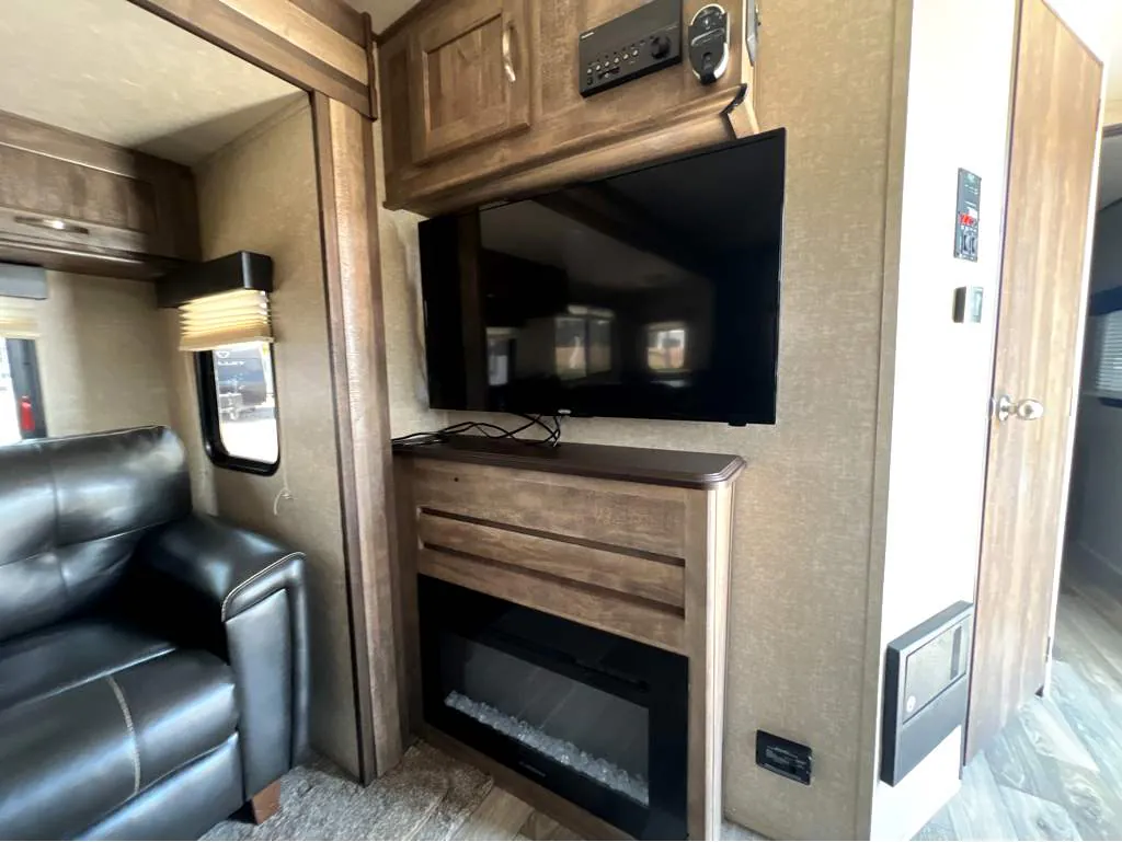 2019 Forest River Vibe 268RKS, Photos photo 9
