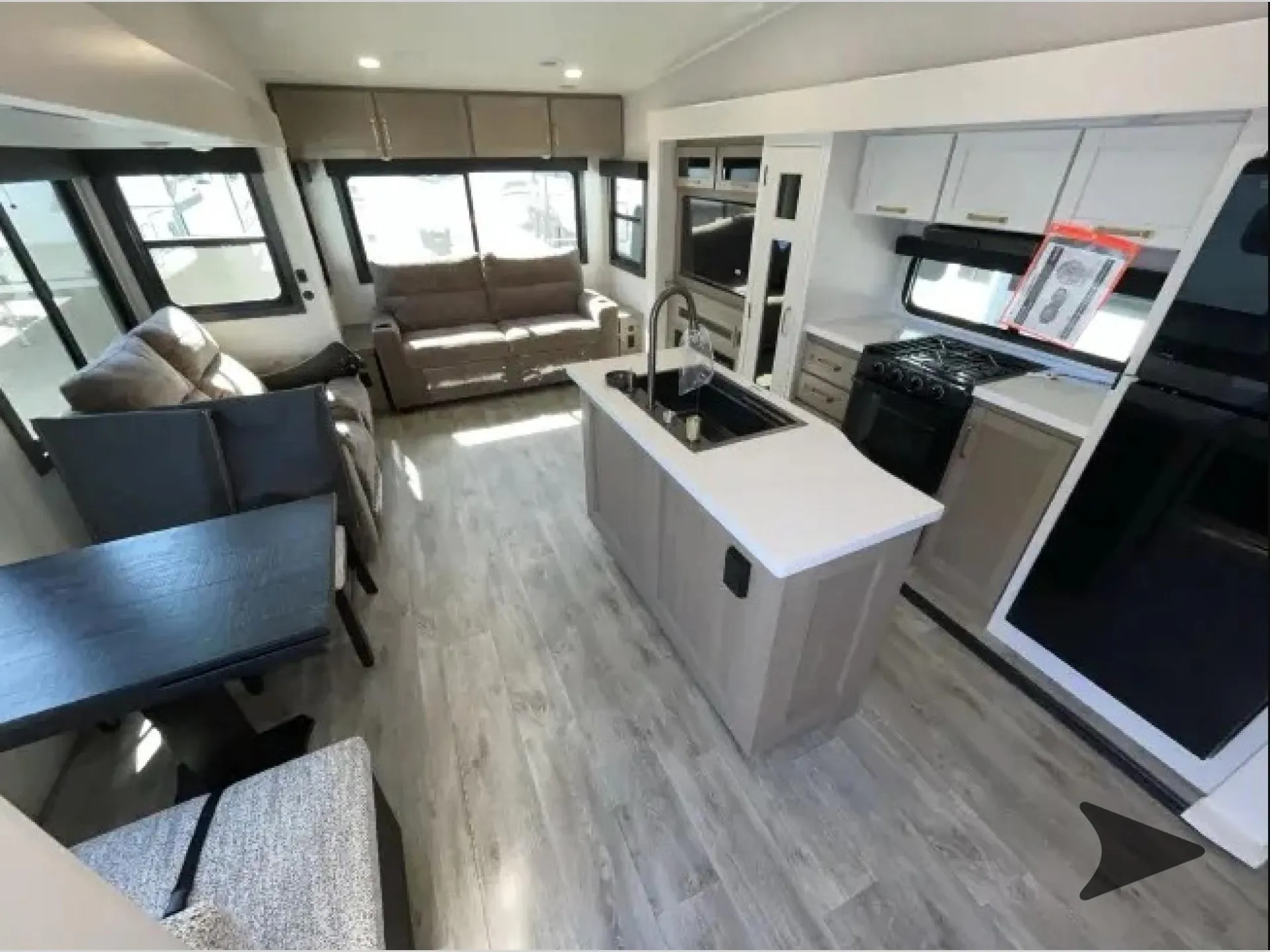 2026 Jayco Eagle HT 30CRT - Photo 4