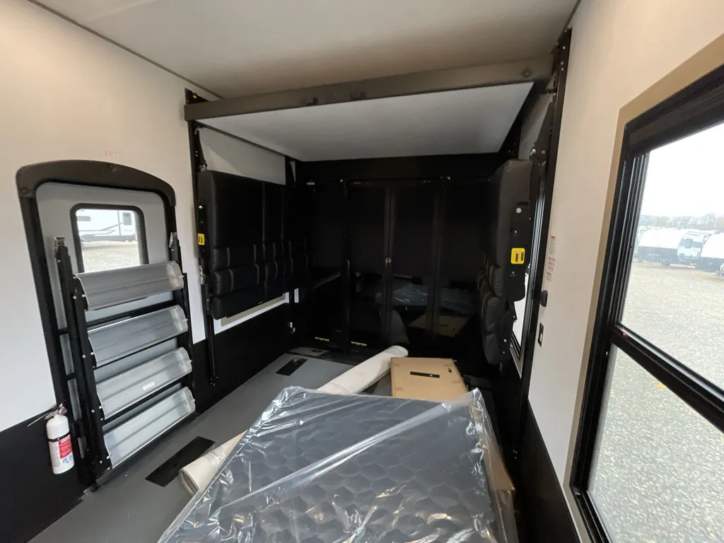 2026 Keystone Raptor 441, Photos photo 34