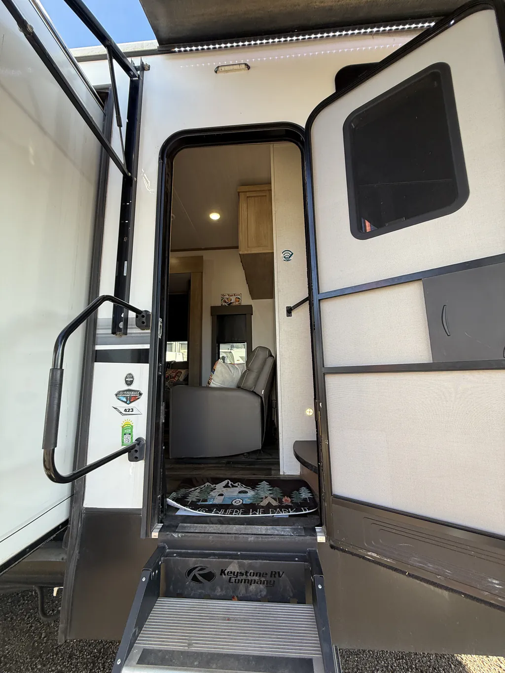 2022 Keystone Raptor 423, Photos photo 20