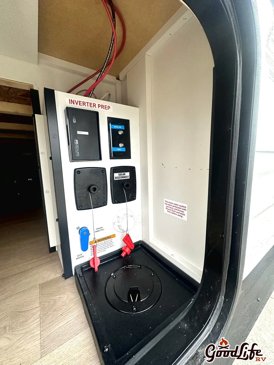 2026 Grand Design Transcend One 151RB - Photo 4