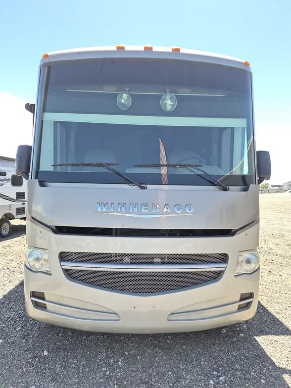 2014 Winnebago Sightseer 33C - Photo 3