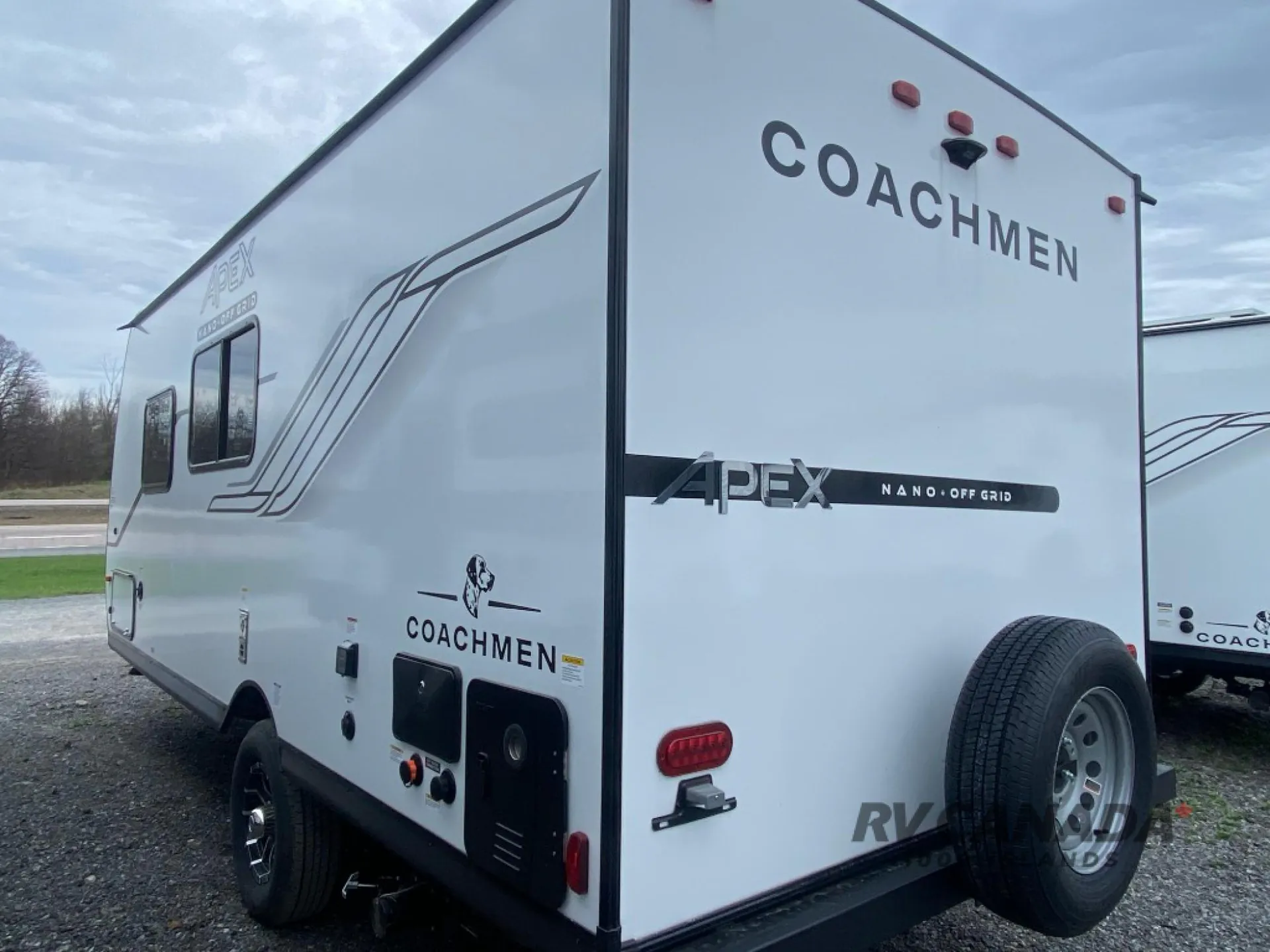 2026 Coachmen Apex Nano 181RB - Photo 4