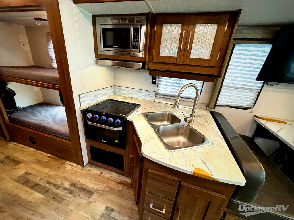 2020 Coachmen Pursuit 31BH, Photos photo 12