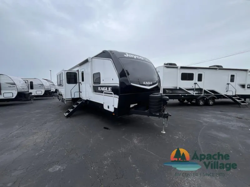 2026 Jayco Eagle HT 312BHOK - Photo 2