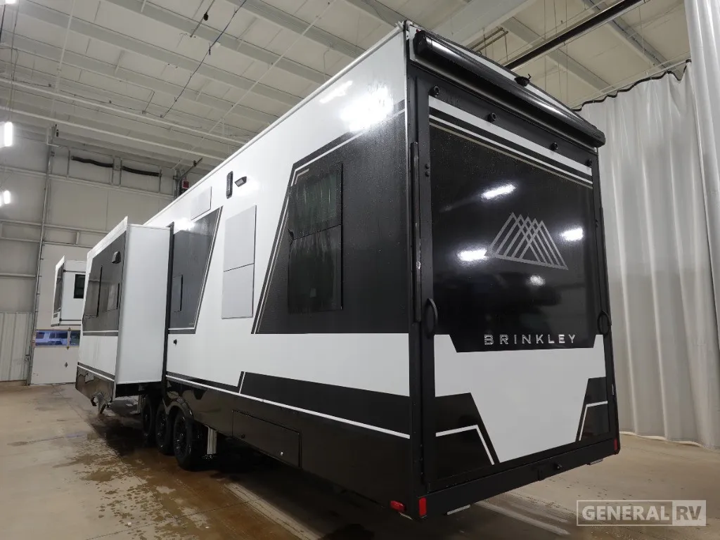 2026 Brinkley Model G 3970 - Photo 4