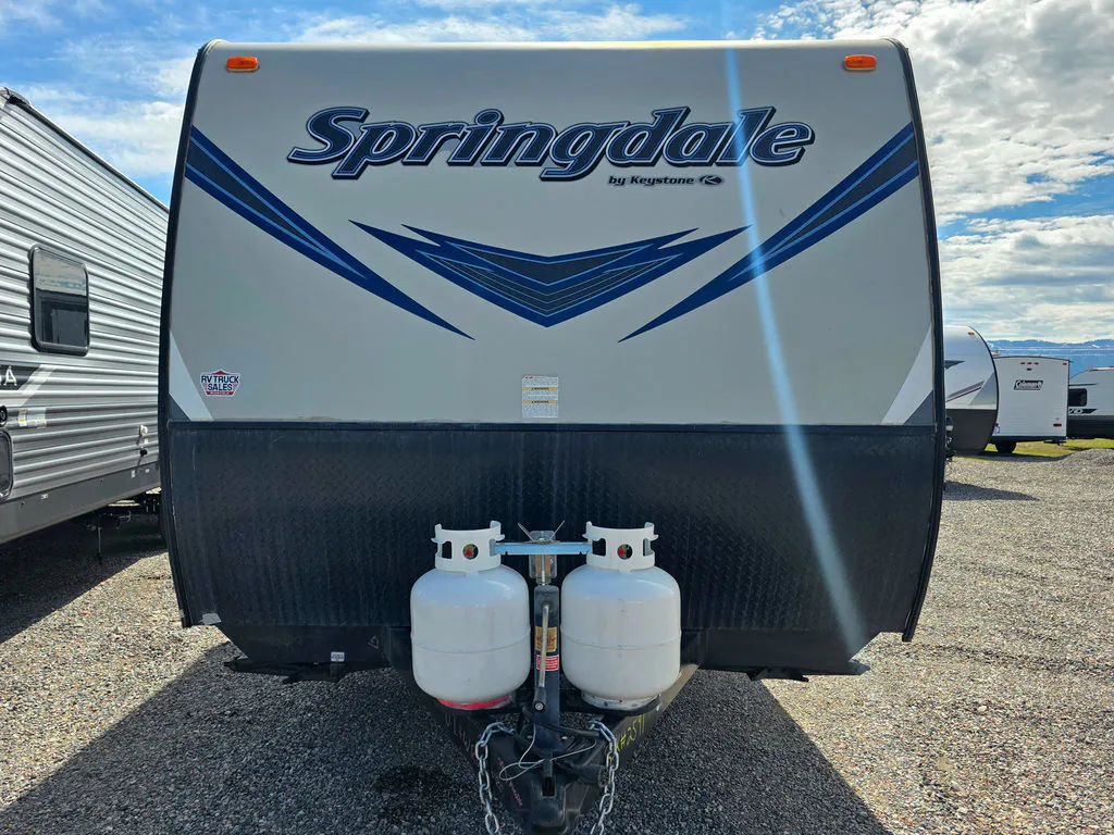 2019 Keystone Springdale 189FLWE - Photo 3