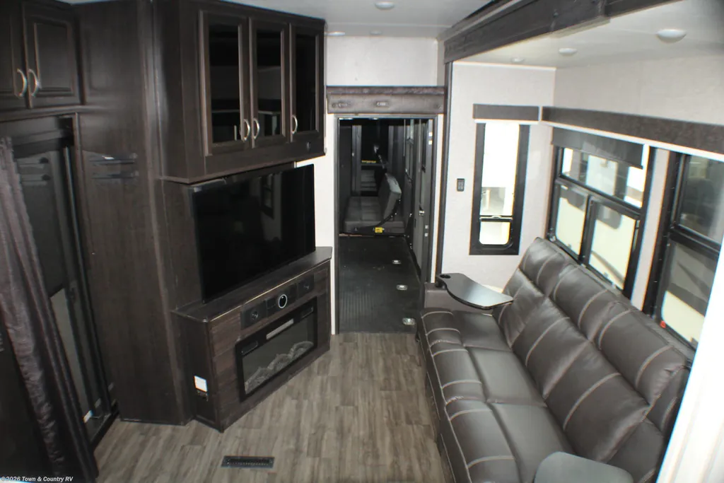 2023 Jayco Seismic Luxury Series 4113, Photos photo 27