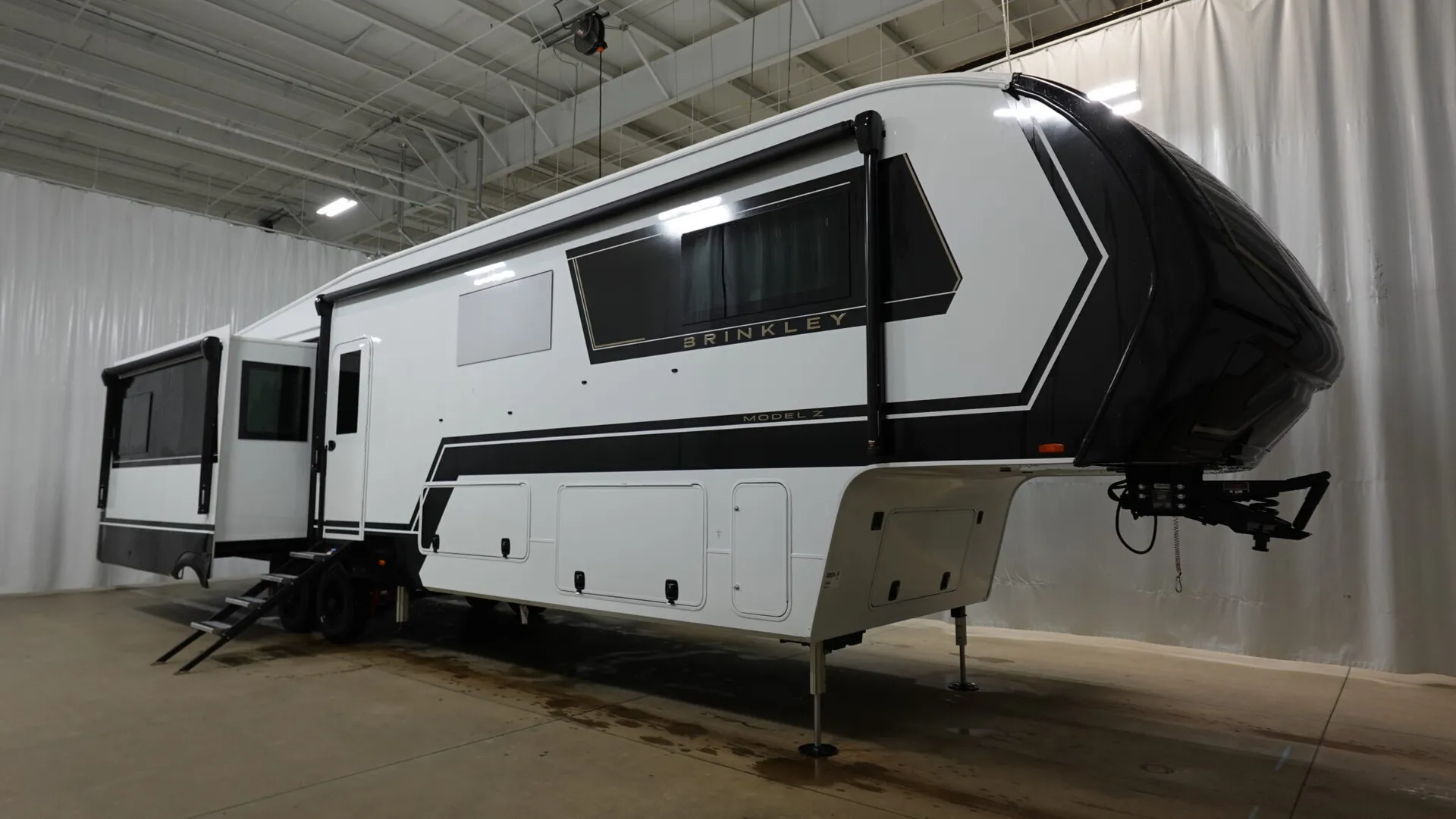 2026 Brinkley Model Z 3610 - Photo 2