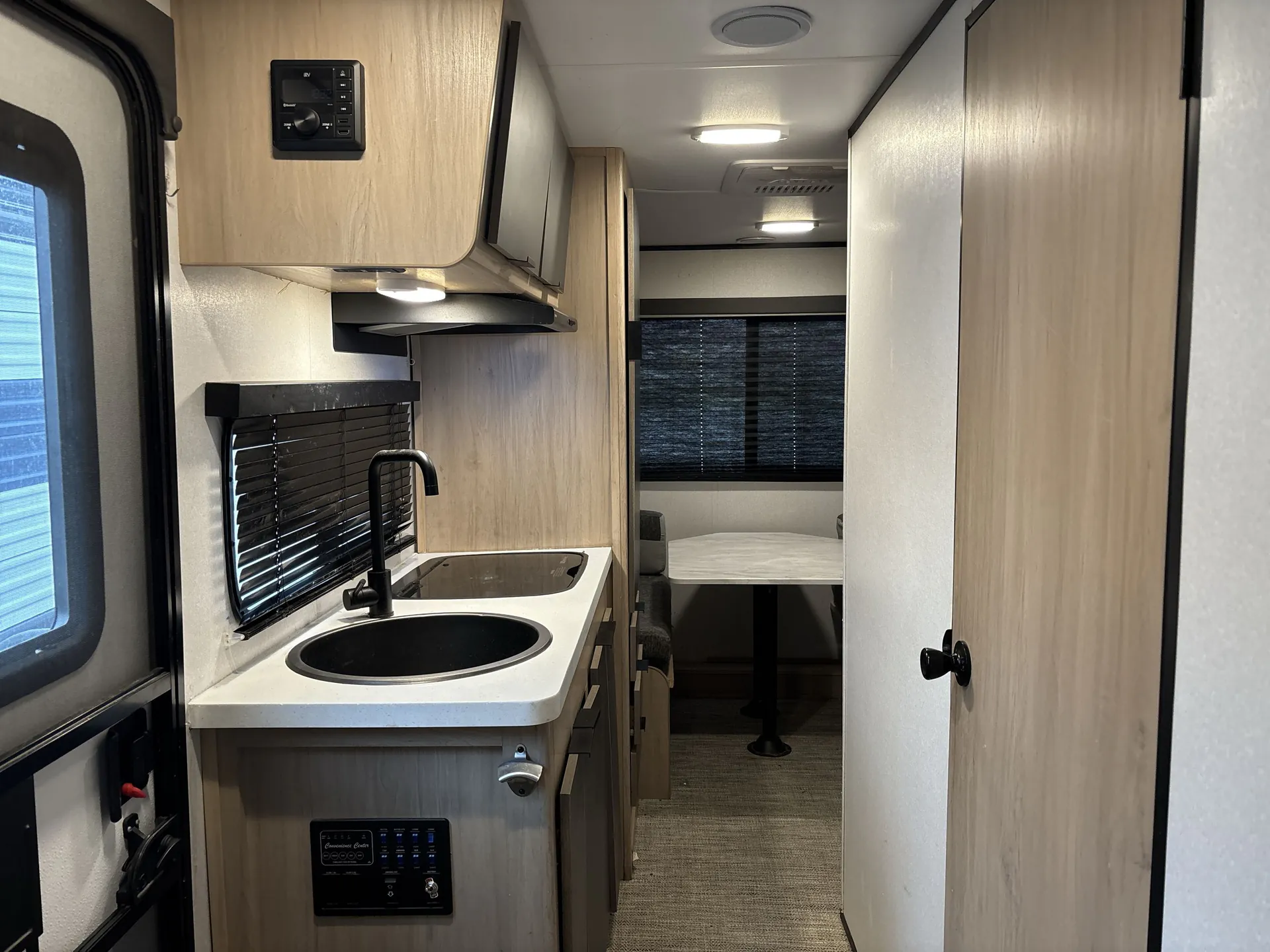 2021 Cruiser RV Hitch 16RD — living area main