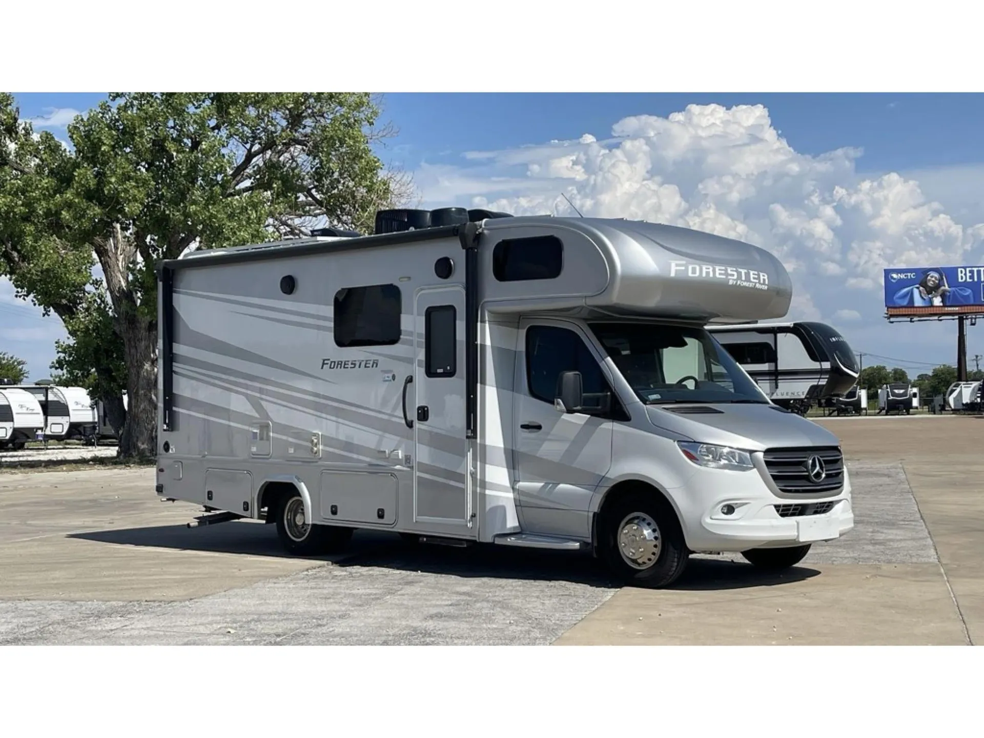 2023 Forest River Forester MBS 2401T - Photo 3