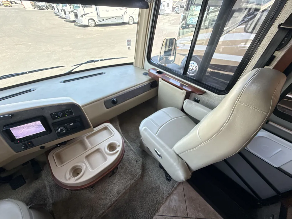 2016 Newmar Bay Star 3518, Photos photo 12