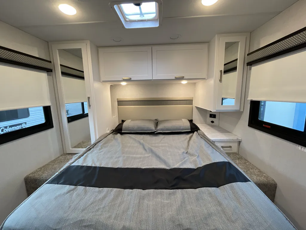 2026 Thor Motor Coach Freedom Elite 28HE, Photos photo 14