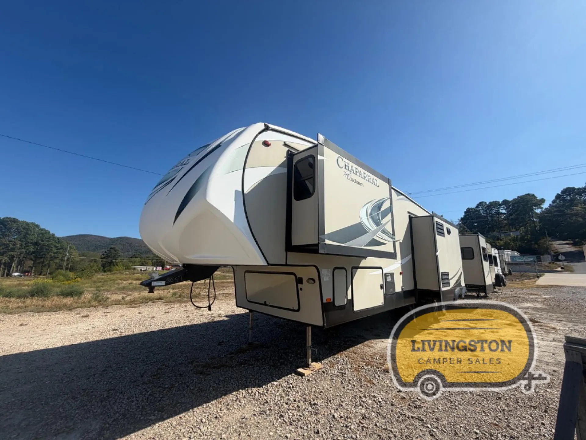 2017 Coachmen Chaparral 381RD - Photo 4