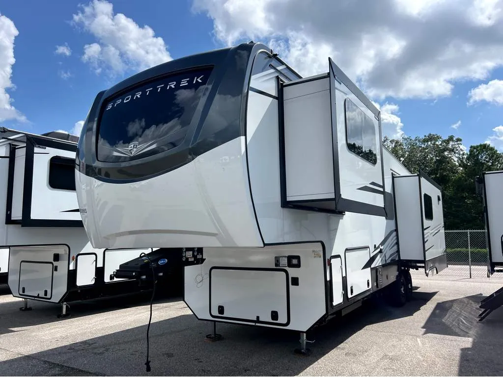 2026 Venture RV SportTrek 5 Touring Edition STTF353VRK - Photo 2