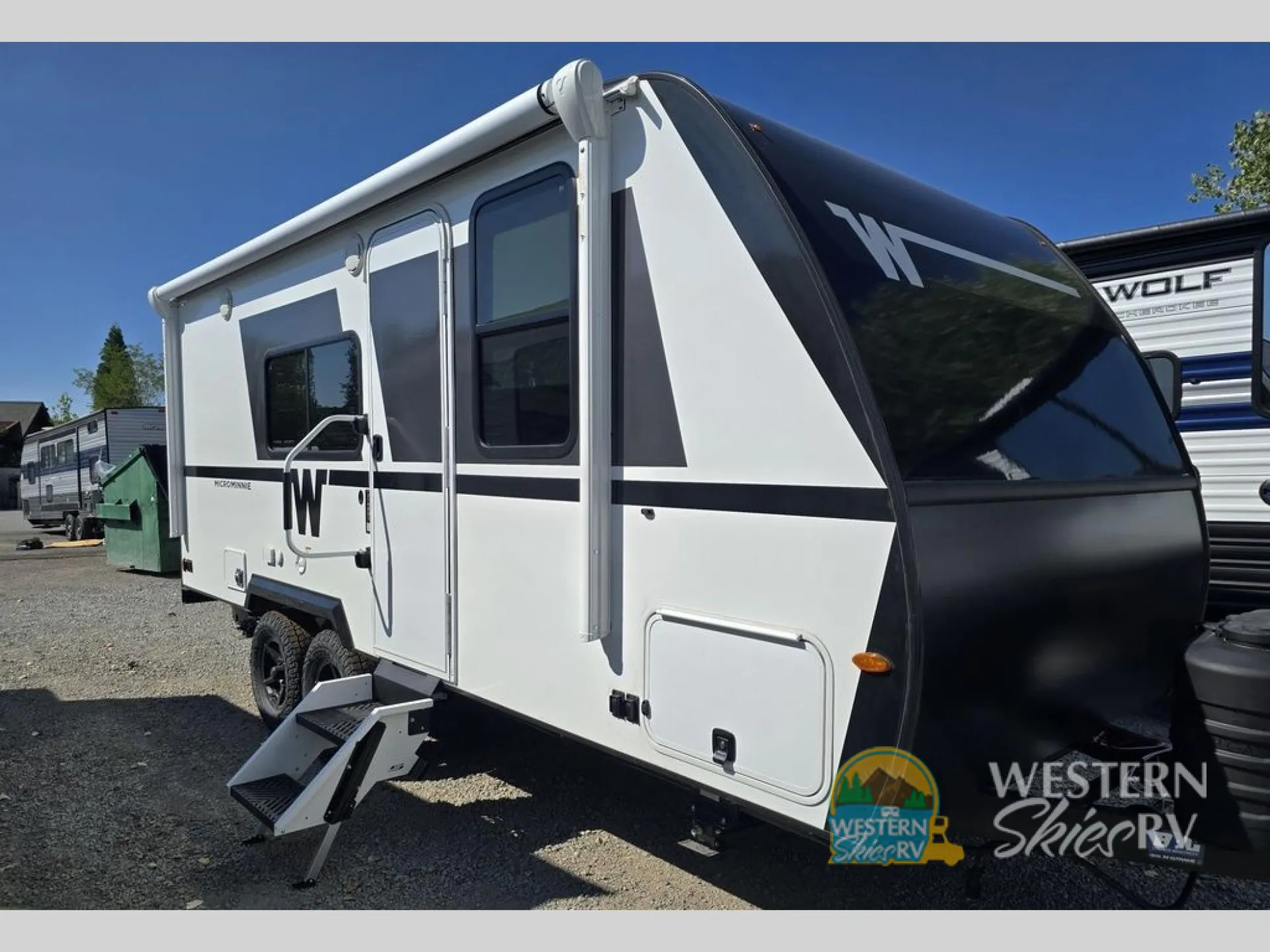 2027 Winnebago Micro Minnie 2108DS