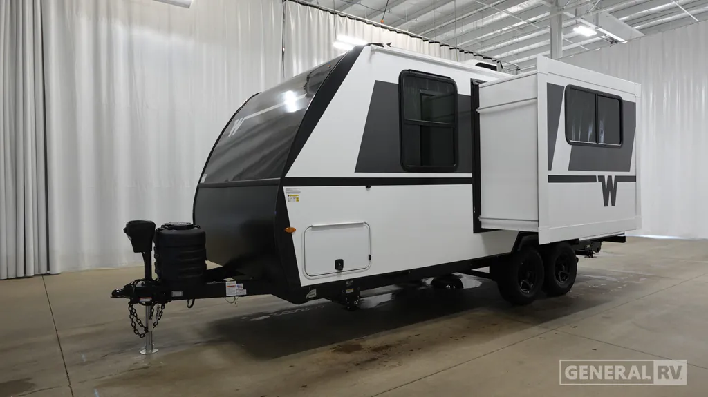 2027 Winnebago Micro Minnie 2108DS, Photos photo 5