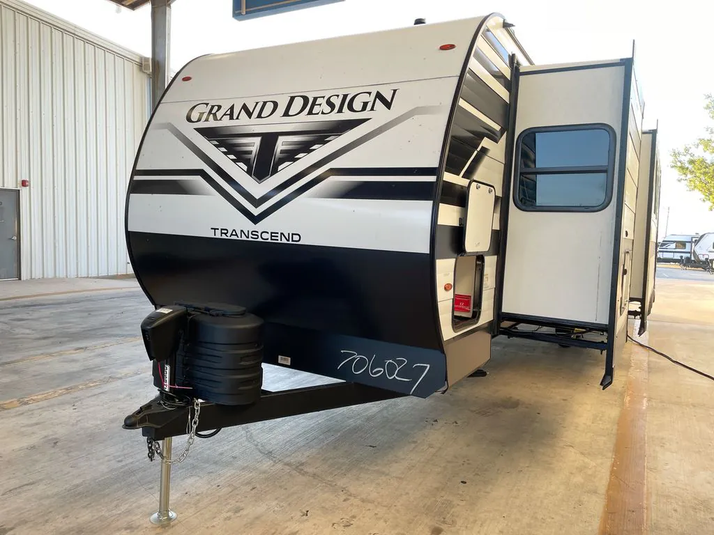 2027 Grand Design Transcend 335BHT, Photos photo 3