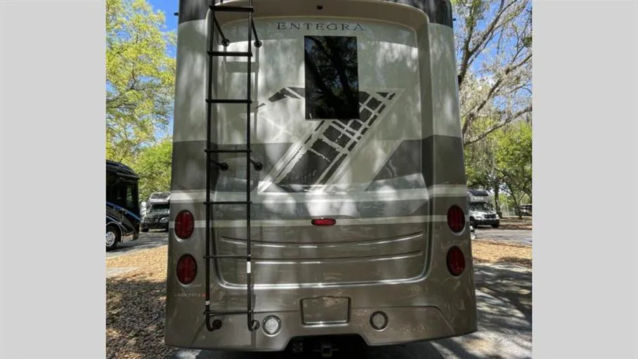 2026 Entegra Coach Accolade 37K, Photos photo 6