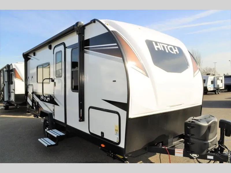 2023 Cruiser RV Hitch 18MRB - Photo 2