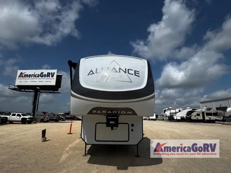 2023 Alliance RV Paradigm 382RK - Photo 4