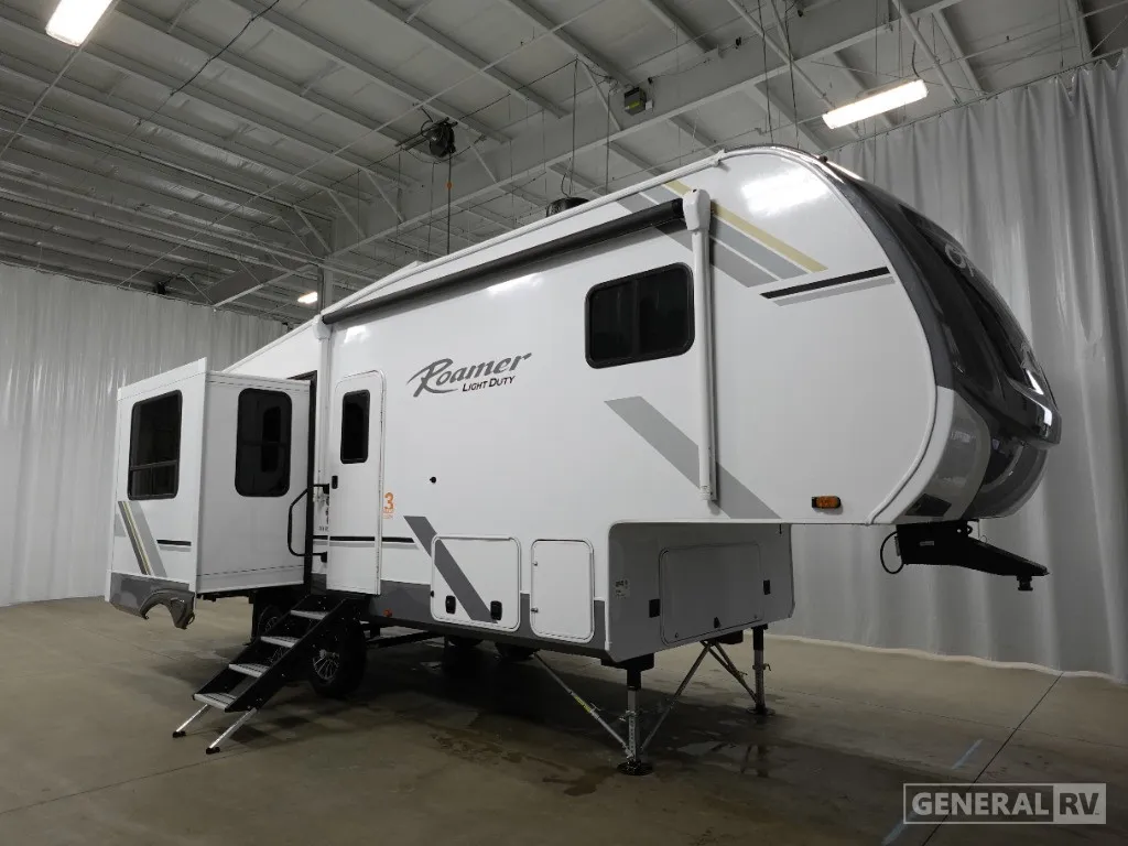 2025 Highland Ridge Roamer Light Duty 244RLS - Photo 2