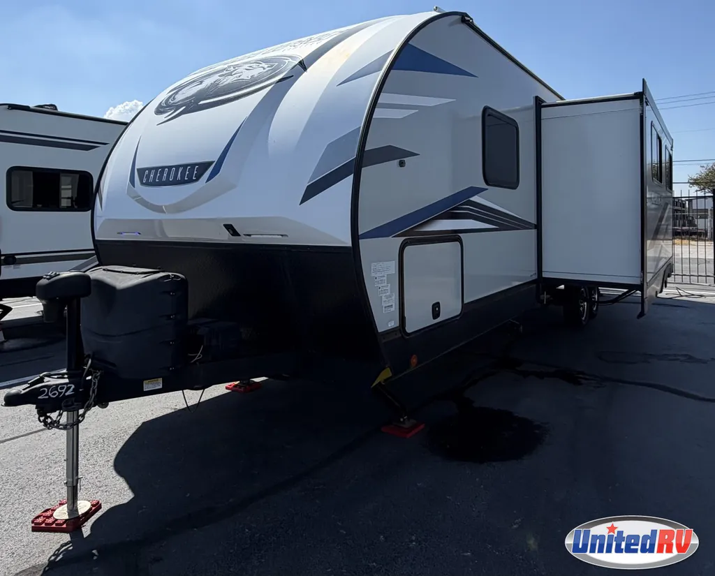 2022 Forest River Cherokee Alpha Wolf 26RB-L, Photos photo 4