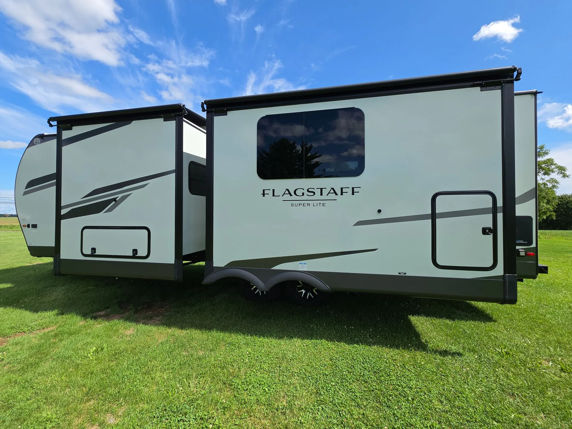 2027 Forest River Flagstaff Super Lite 27RKS - Photo 4