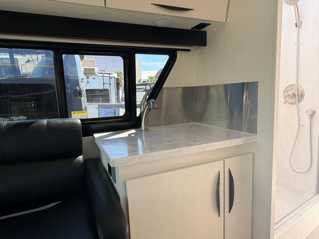2025 Chinook RV Maverick DS, Photos photo 16