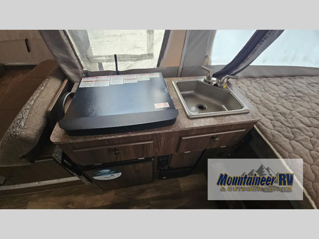 2019 Forest River Flagstaff MAC 228, Photos photo 11