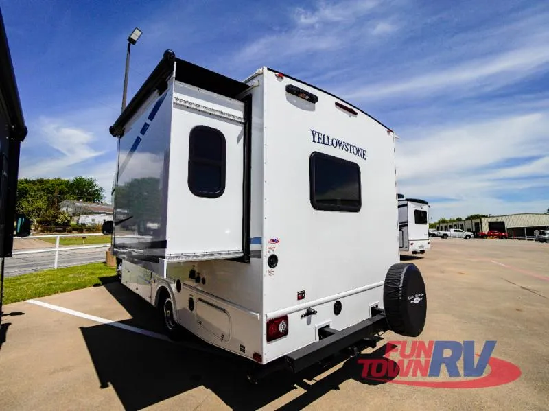 2026 Gulf Stream RV Yellowstone 6220LE - Photo 2
