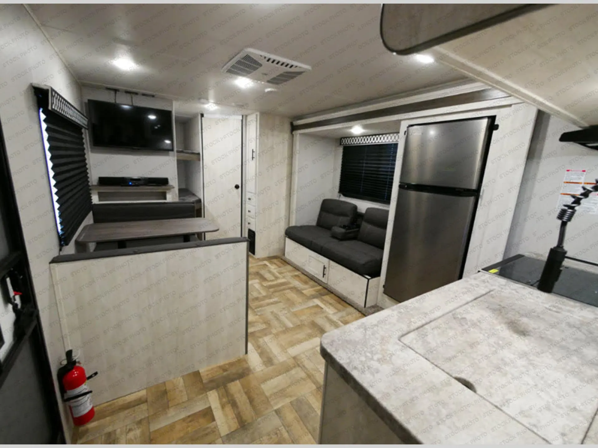 2022 Shasta Shasta 25RS - Photo 4