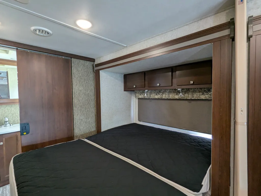 2018 Forest River Forester 2421MS, Photos photo 24