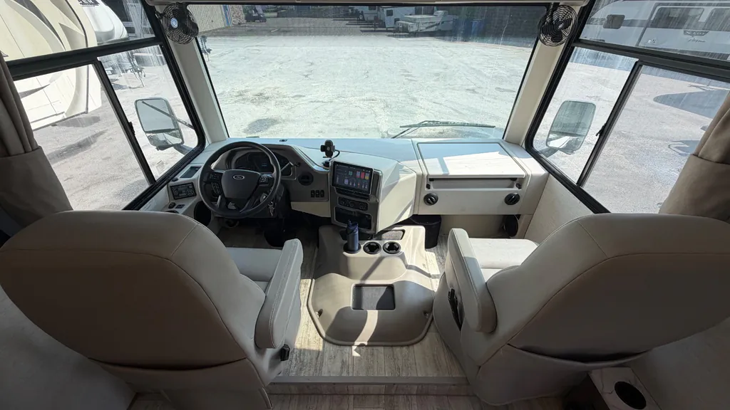 2025 Thor Motor Coach Freedom Traveler A29, Photos photo 25