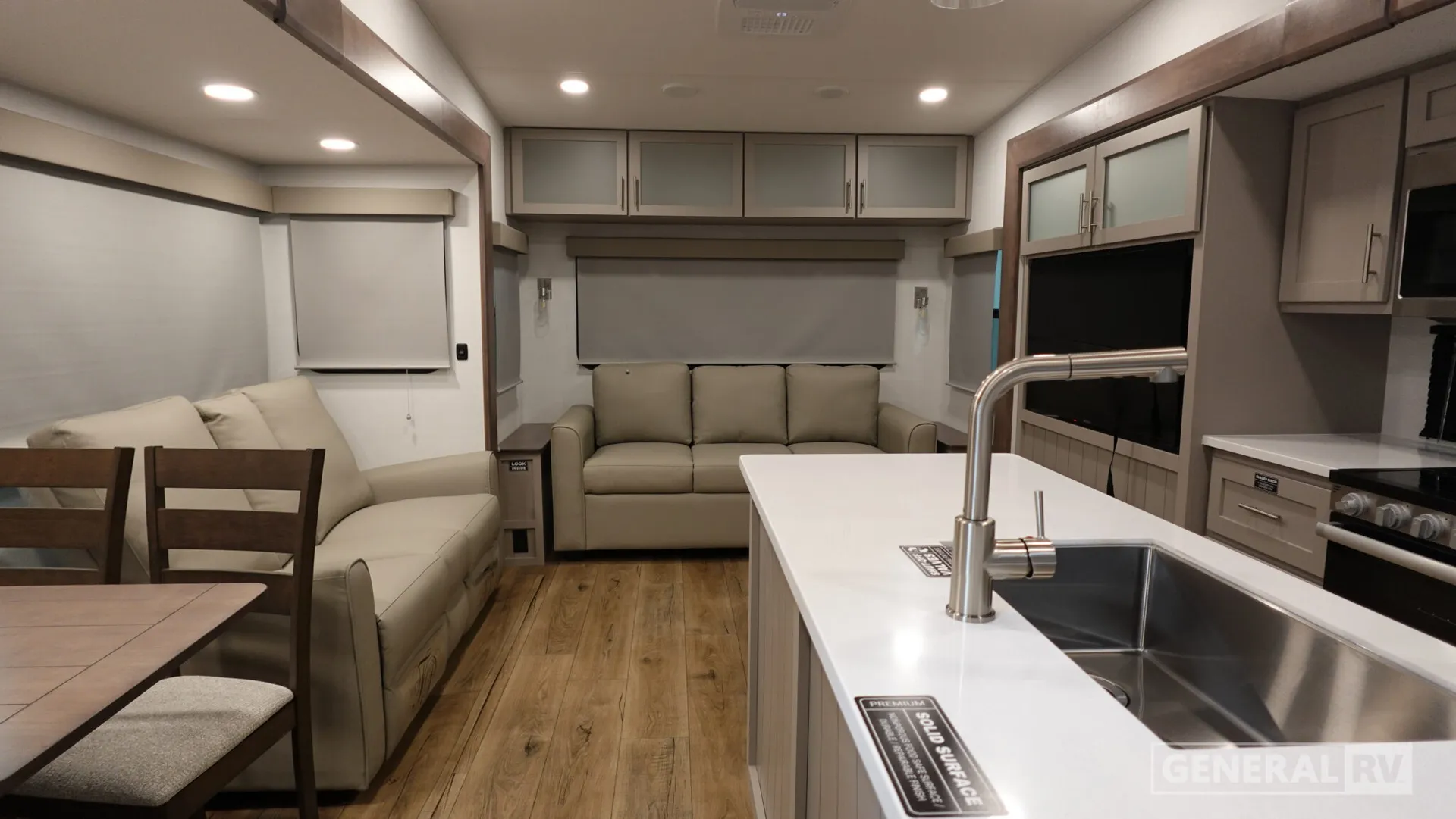 2026 Alliance RV Avenue All-Access 29RL - Photo 3