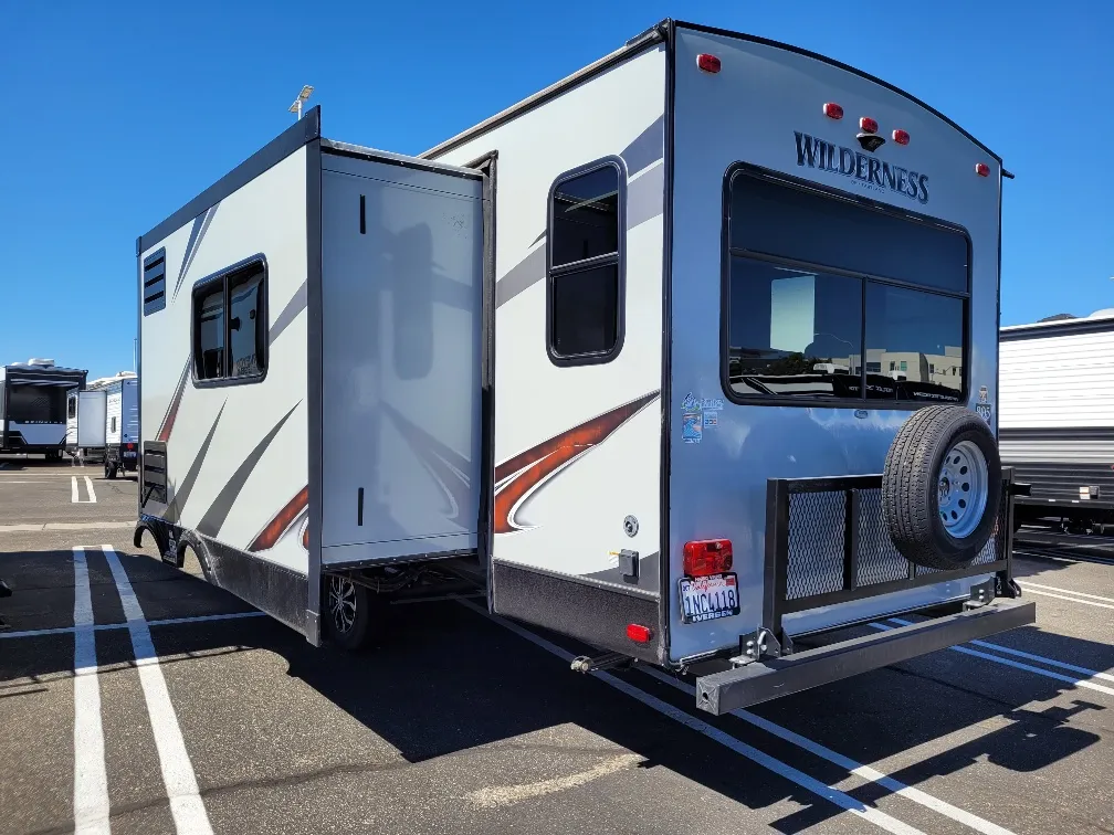 2019 Heartland Wilderness WD 2500 RL - Photo 3