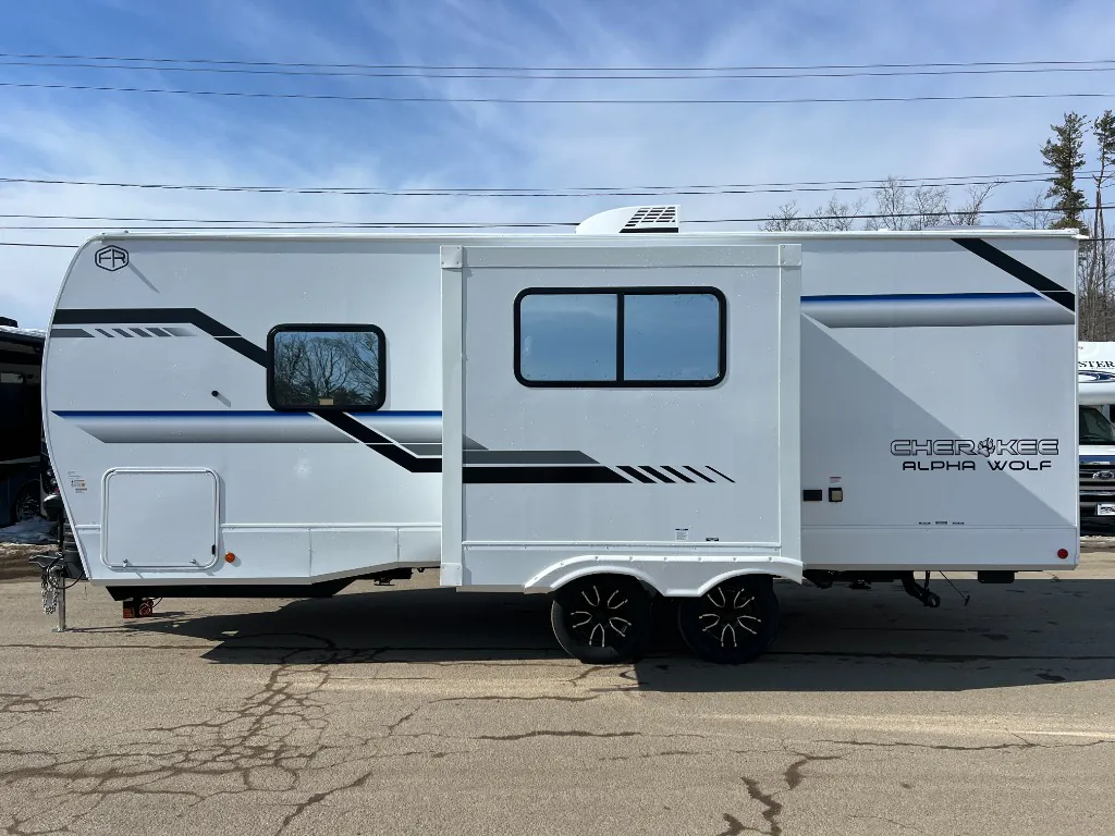 2026 Forest River Cherokee Alpha Wolf 21RB - Photo 3