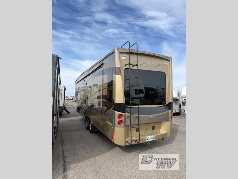 2015 Lifestyle Luxury RV Lifestyle 36FW - Photo 3