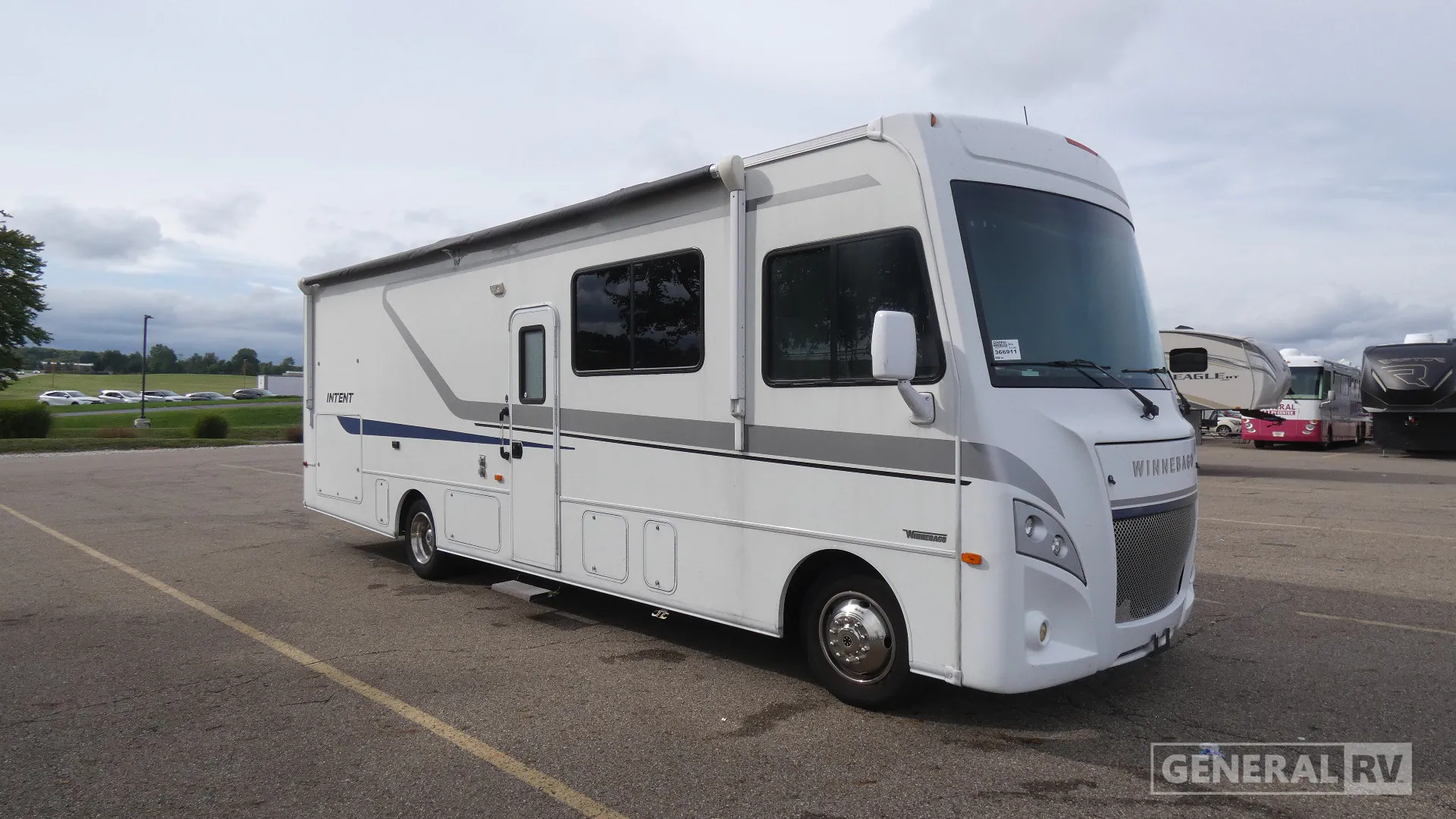 2018 Winnebago Intent 31P - Photo 2
