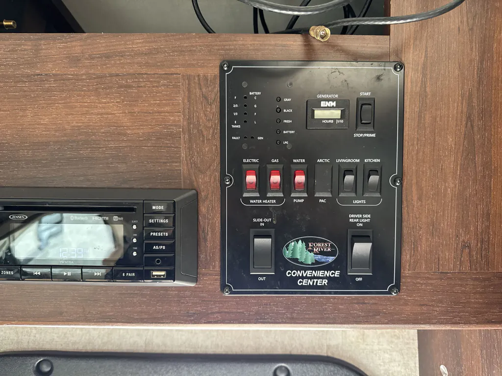 2018 Forest River Sunseeker 2420MS, Photos photo 24