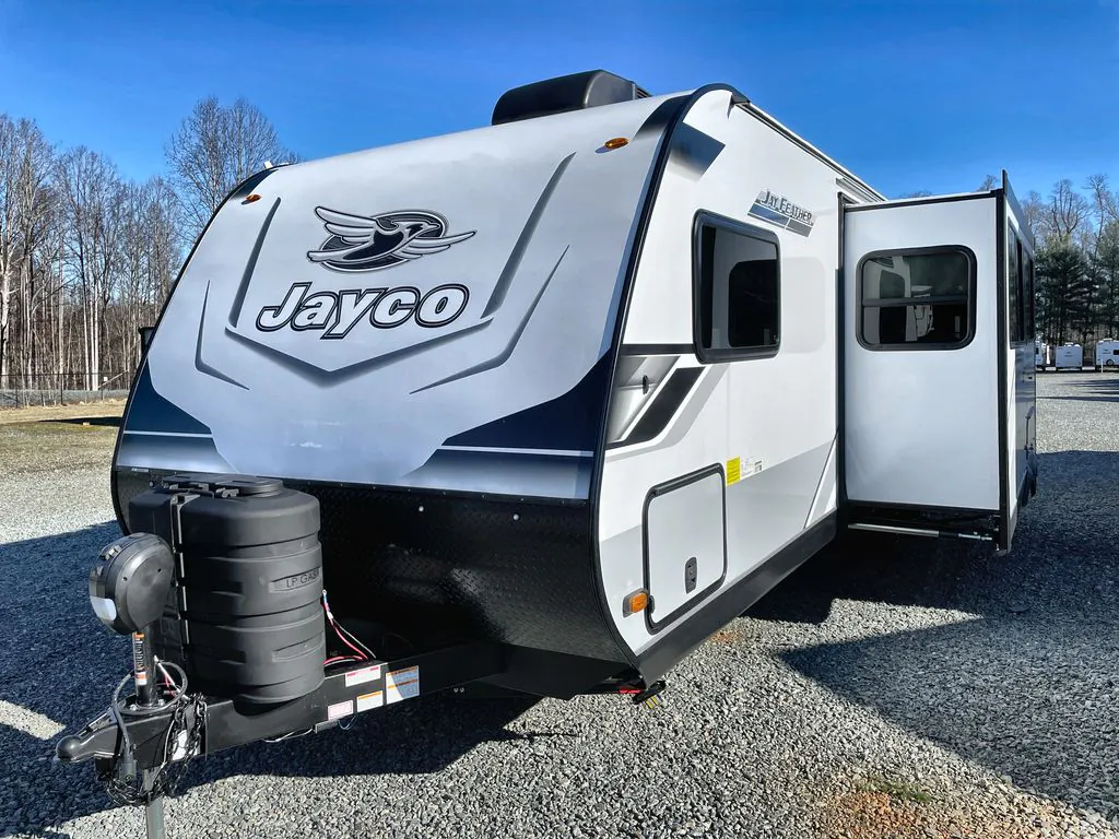 2027 Jayco Jay Feather 29BHB, Photos photo 9