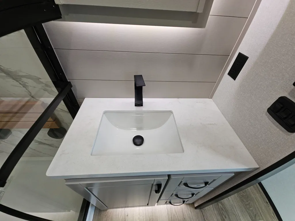 2026 Jayco North Point 395DSDB, Photos photo 22