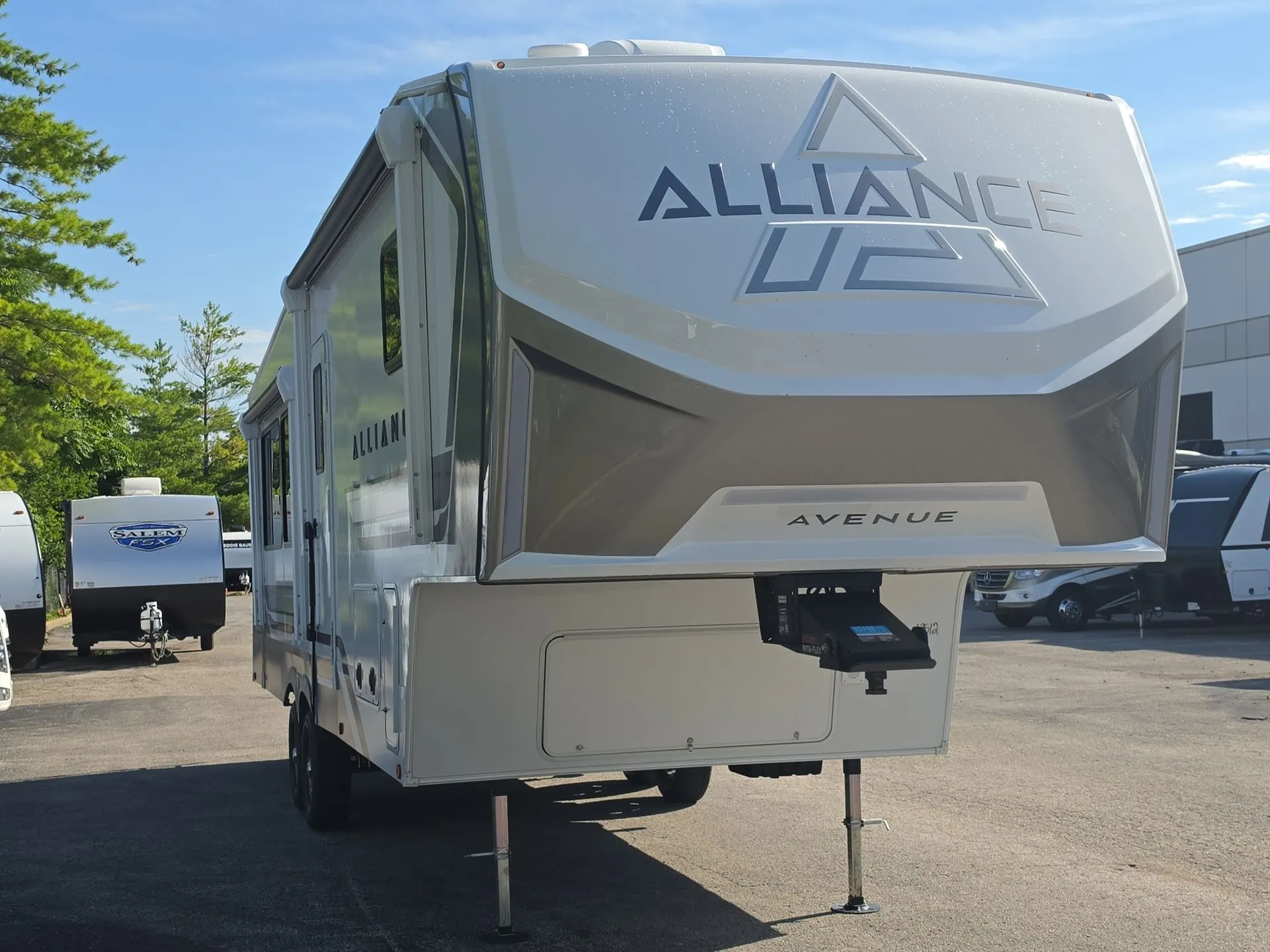 2027 Alliance RV Avenue 29RL - Photo 2