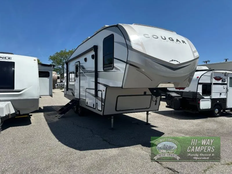 2023 Keystone RV Cougar Half-Ton 23MLE - Photo 3