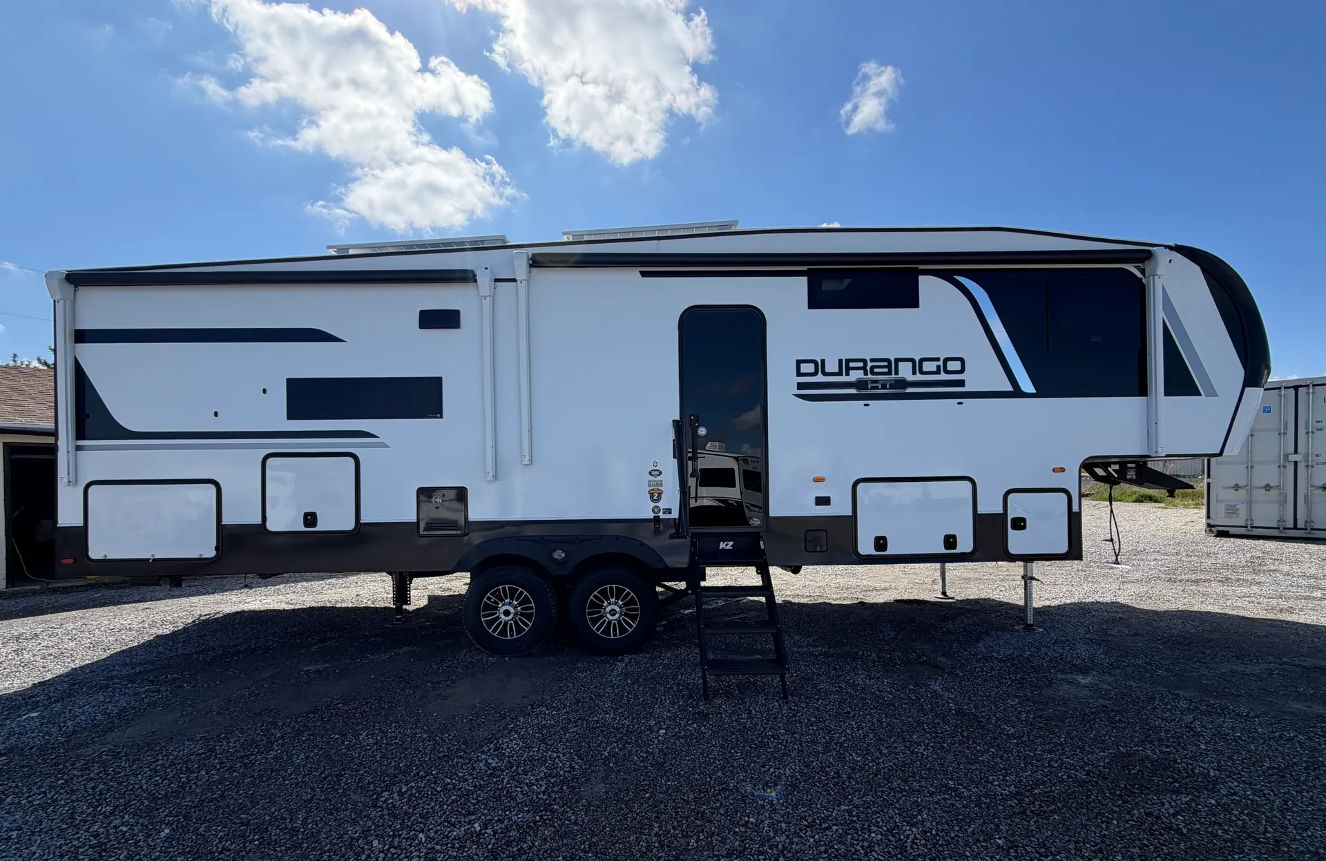 2026 KZ RV Durango Half-Ton D286BHD - Photo 2
