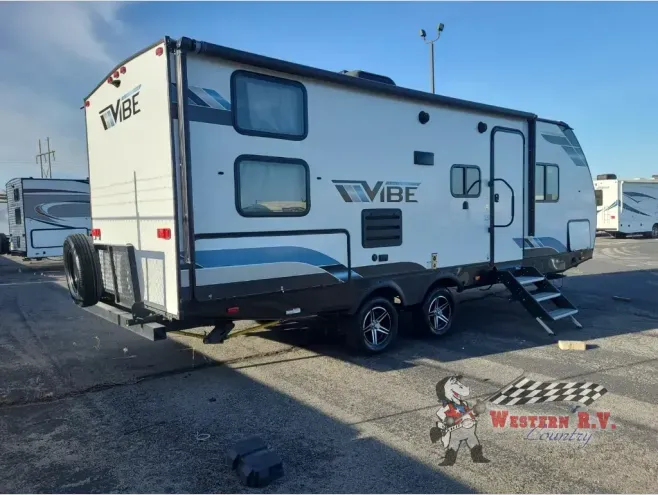 2021 Forest River Vibe 24DB - Photo 3