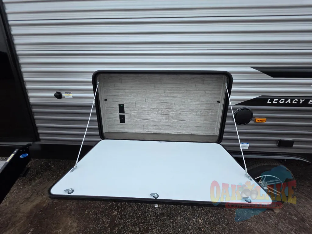 2026 Coachmen Catalina Legacy Edition 273DBHCK, Photos photo 31