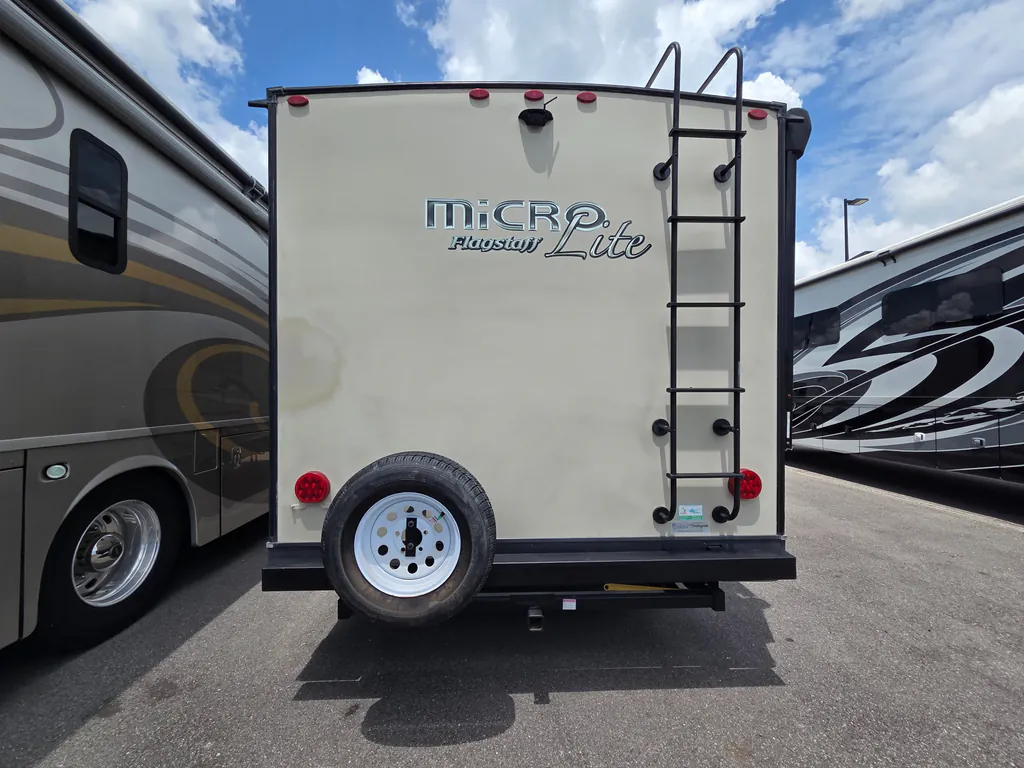 2021 Forest River Flagstaff Micro Lite 25BRDS, Photos photo 12